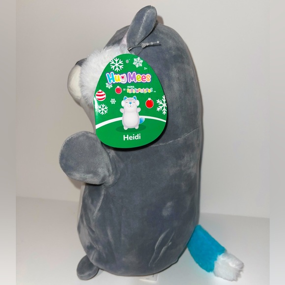 Heidi the Husky 12" Christmas Hugmee Squishmallows! - Picture 3 of 5